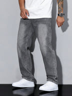 Men's straight leg wide-fit denim jeans