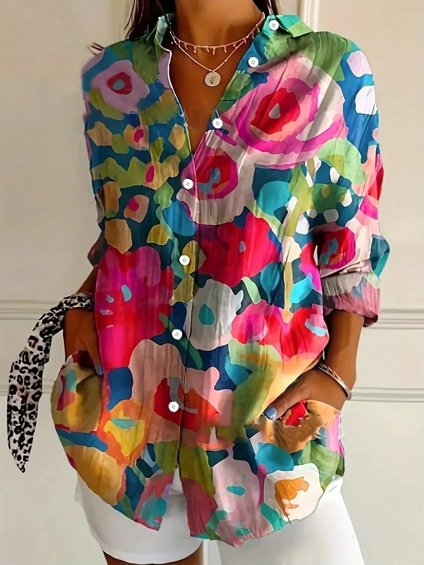 Women's abstract print button-front blouse