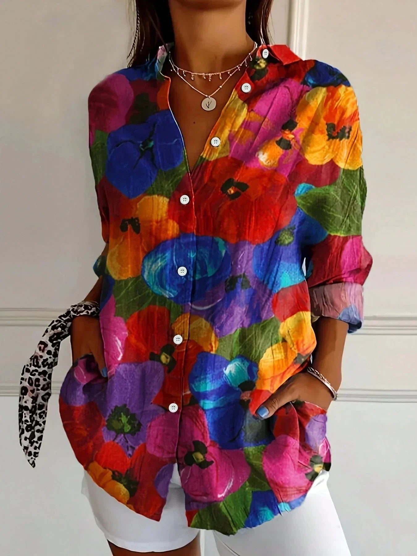 Women's abstract print button-front blouse