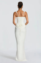 Women's fitted open-back square-neck evening dress