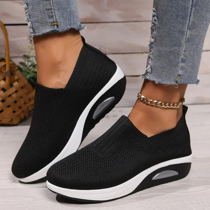 Women's slip-on platform casual sneakers