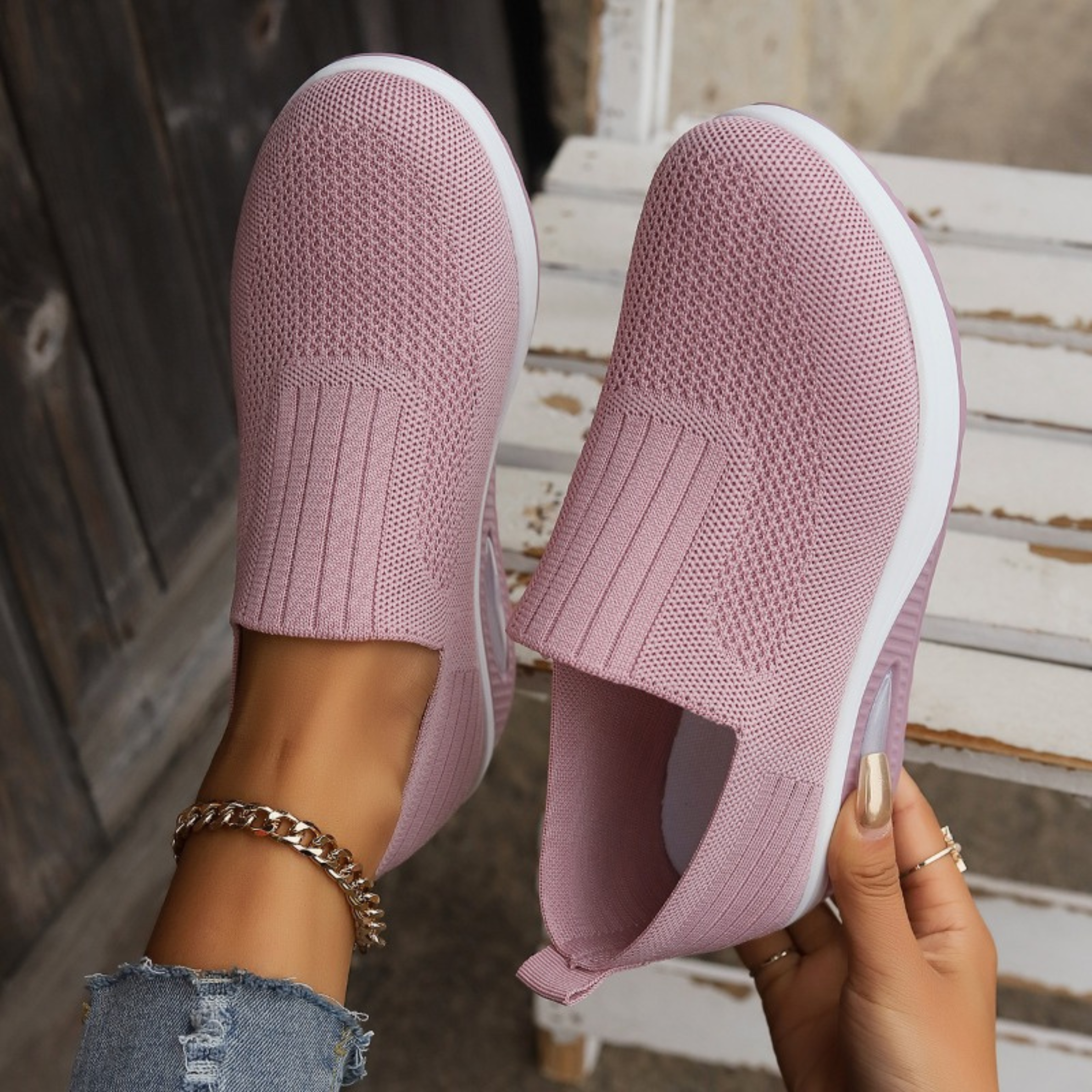 Women's slip-on platform casual sneakers