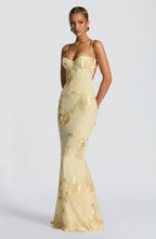 Women's sweetheart-neck floral wedding guest dress