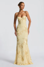 Women's sweetheart-neck floral wedding guest dress