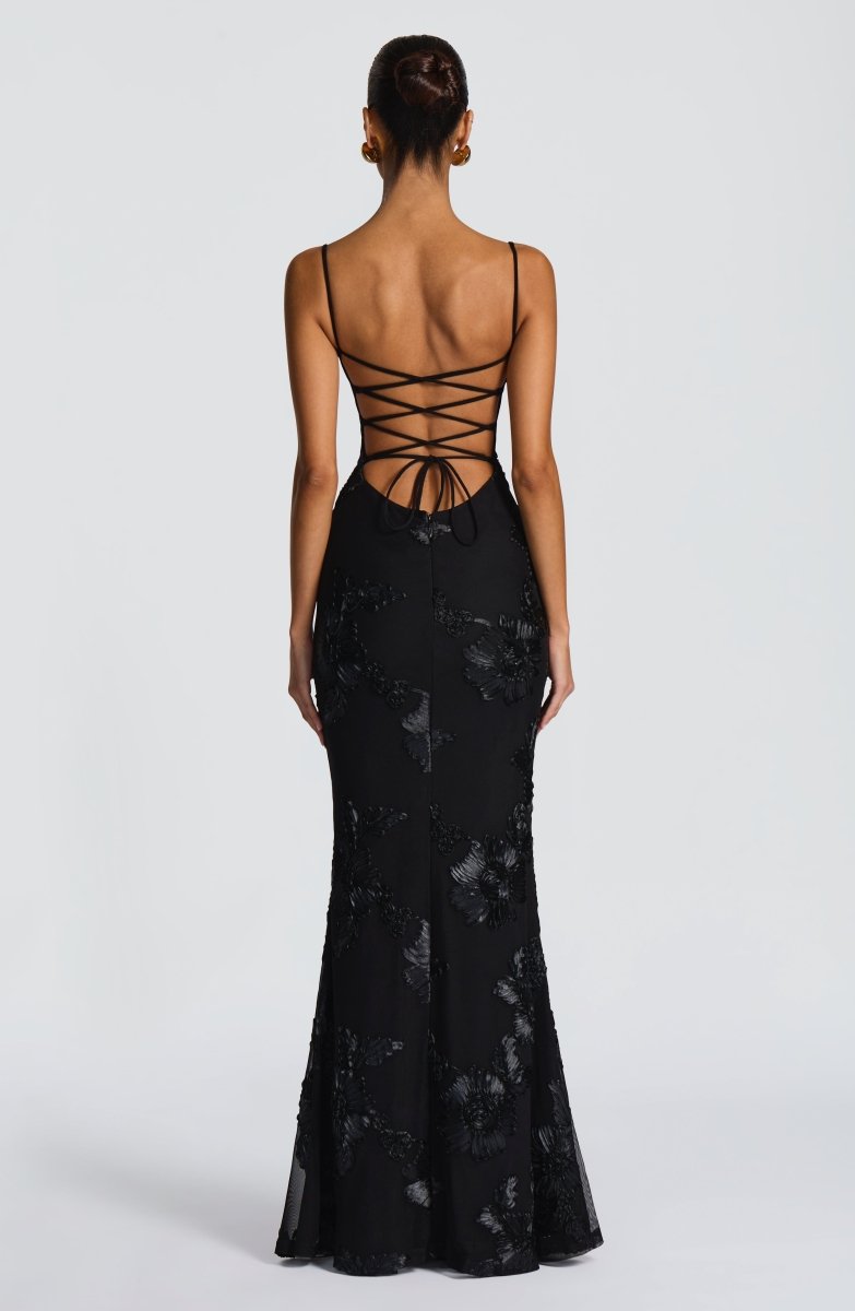 Women's sweetheart-neck floral wedding guest dress